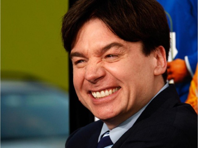 HOLLYWOOD - JUNE 11:  Actor Mike Myers arrives at the premiere of Paramount's "The Love Guru" held at  Grauman's Chinese Theatre on June 11, 2008 in Hollywood, California.  (Photo by Frazer Harrison/Getty Images)