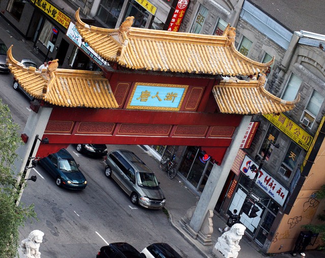 800px-Montreal_Chinatown_gate