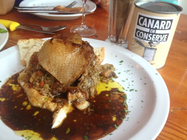 duck-in-a-can1 au pied de cochon montreal 2