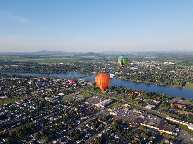 hot air balloon festival montreal 4