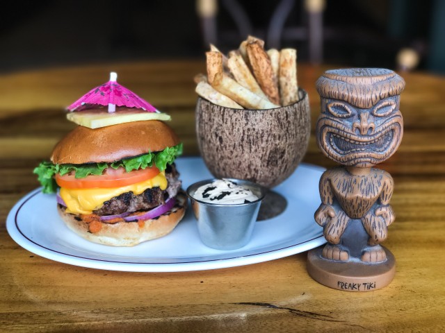 le burger week 2017 montreal monsieur tiki bar